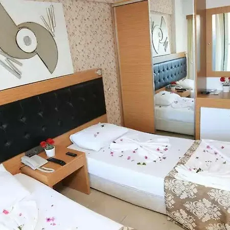 Aurasia Seaside Hotel 2*