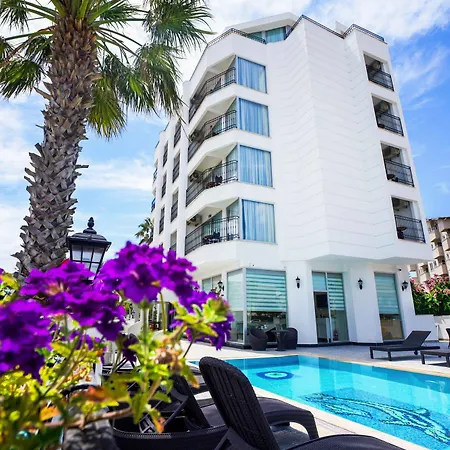 Hotel Aurasia Seaside 2*