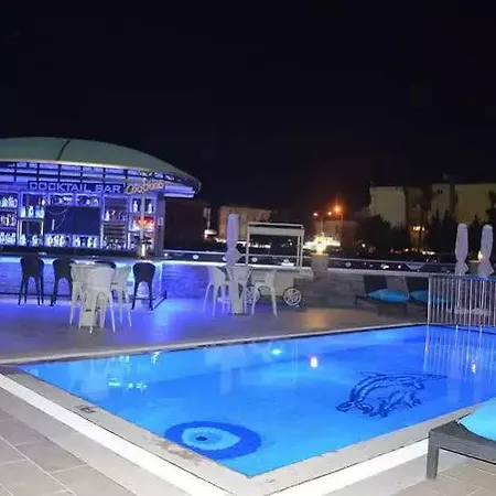 Aurasia Seaside Hotel 2*